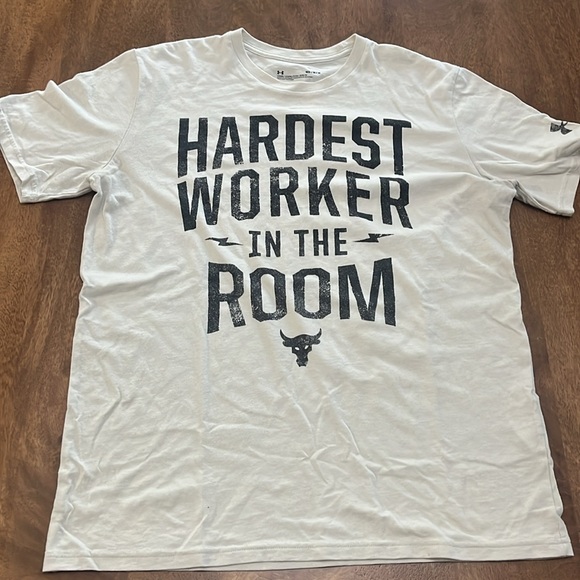 Casual t-Shirt bundle.  Sizes shown. - Picture 4 of 9